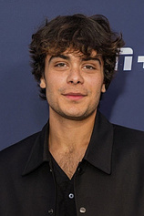 picture of actor Pearce Joza