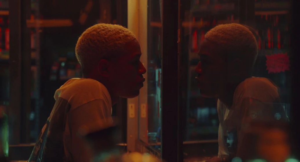 Kelvin Harrison Jr. en un-momento-en-el-tiempo-waves