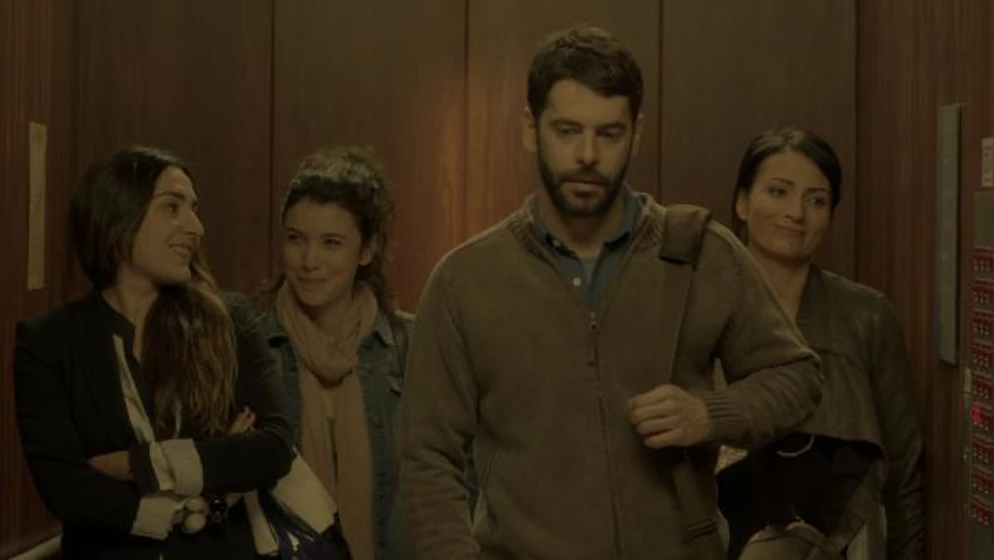 Eduardo Noriega [II], Candela Peña y Silvia Abril en una-pistola-en-cada-mano