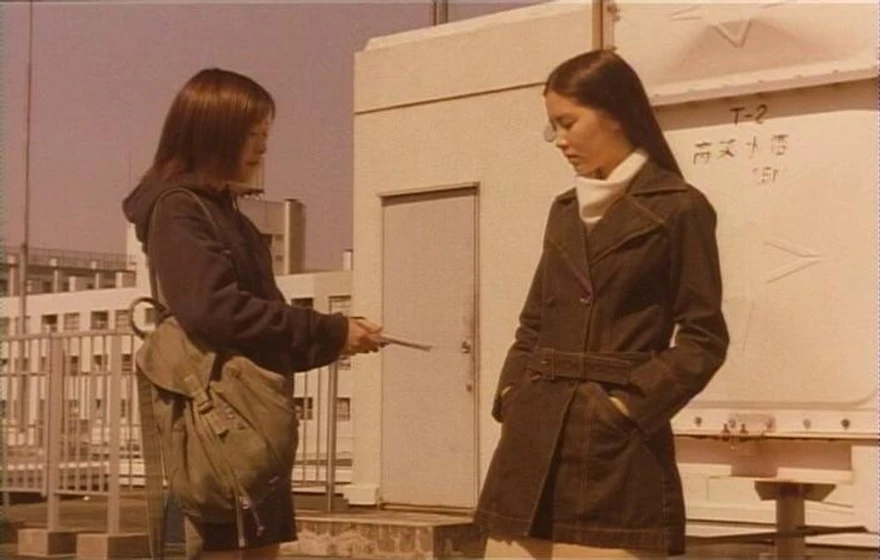 Ayaka Maeda y Yumi Shimizu en perfect-blue-2002