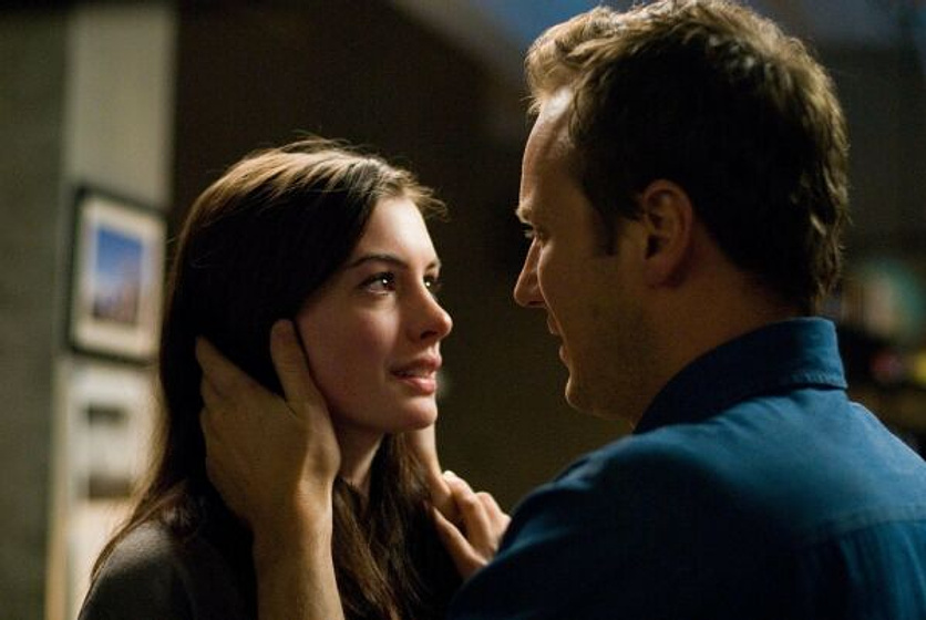 Anne Hathaway y Patrick Wilson [I] en Passengers