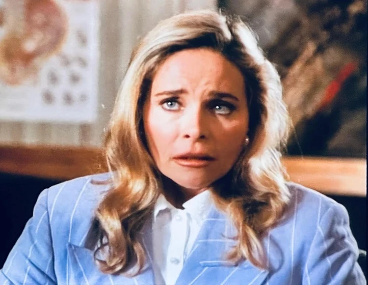 Priscilla Barnes en el-padrastro-3