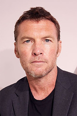 photo of person Sam Worthington