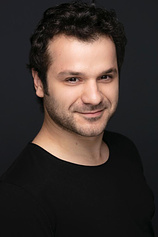 picture of actor Alper Baytekin