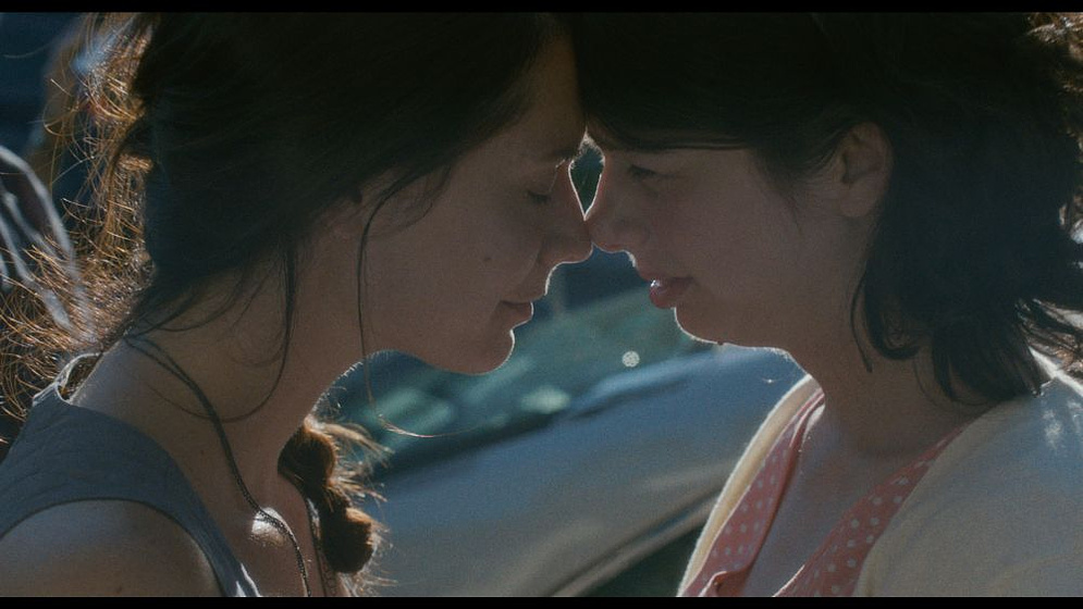 Mélissa Désormeaux-Poulin y Gabrielle Marion-Rivard en Gabrielle