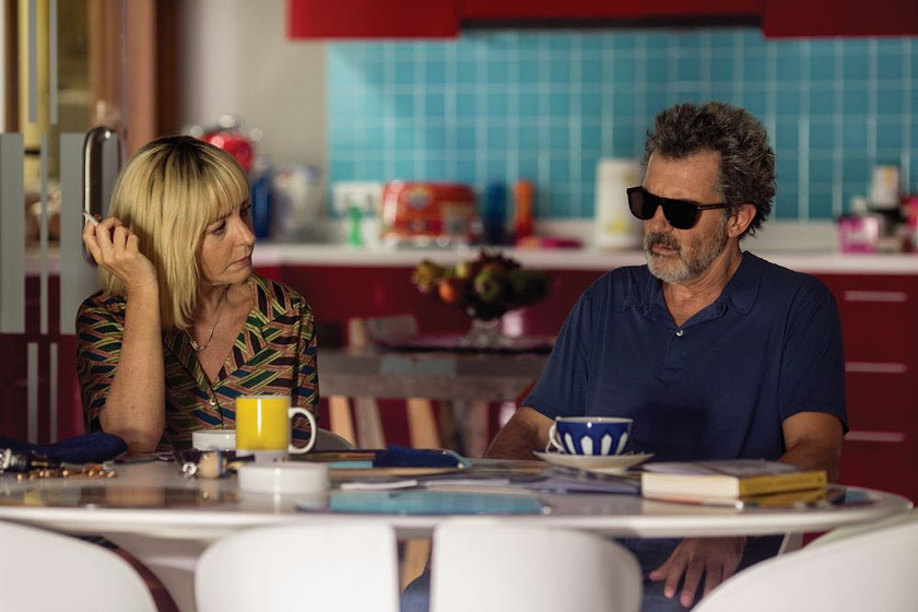 Antonio Banderas y Cecilia Roth en Dolor y Gloria