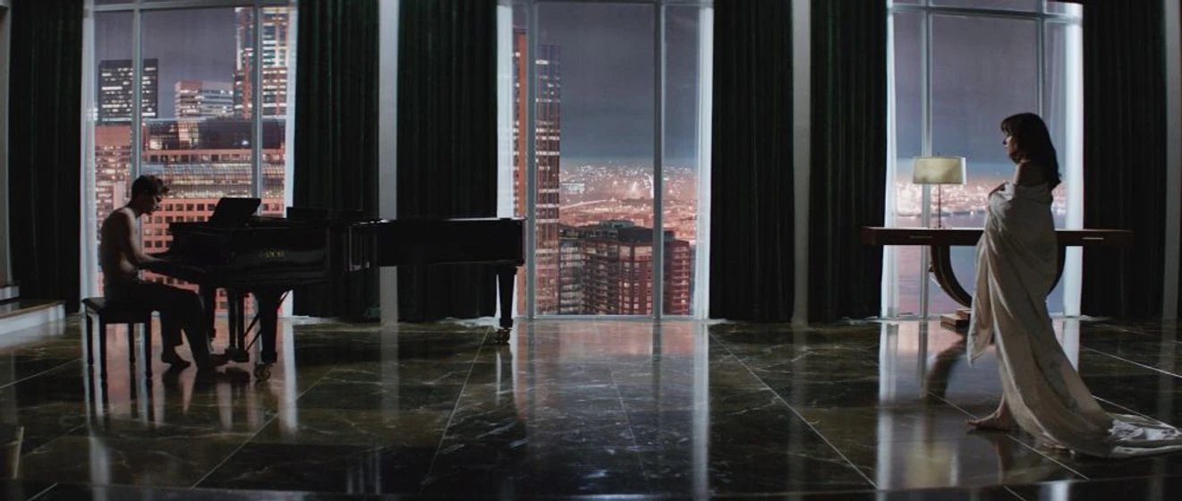 Jamie Dornan y Dakota Johnson en cincuenta-sombras-de-grey