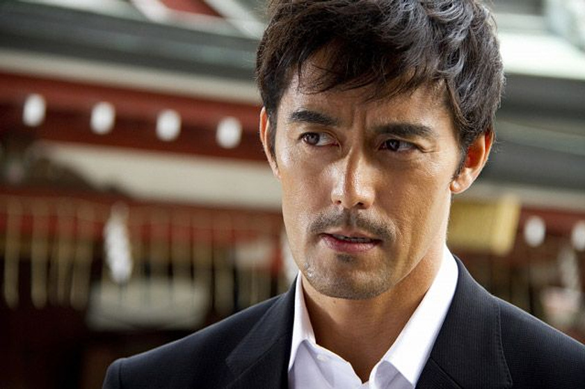 Hiroshi Abe en The Wings of the Kirin