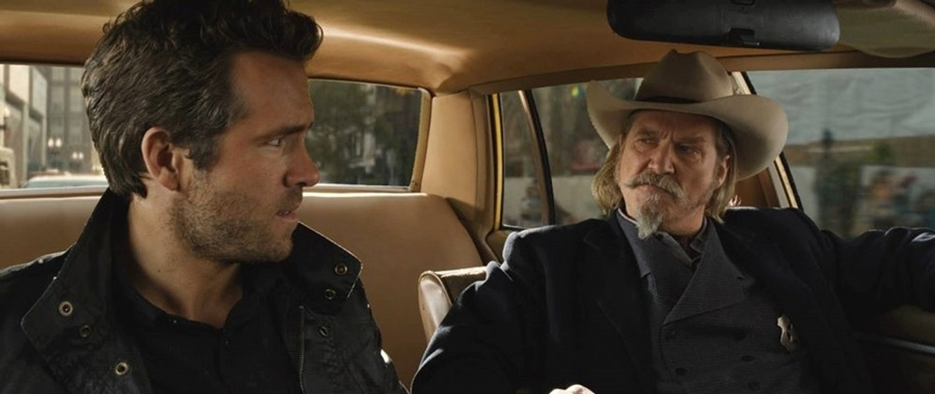 Jeff Bridges y Ryan Reynolds en R.I.P.D. Departamento de Policía Mortal