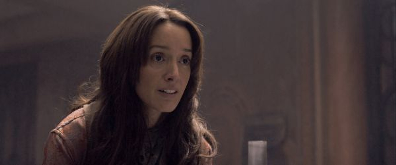 Jennifer Beals en El Libro de Eli