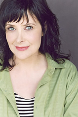 picture of actor Deborah Theaker