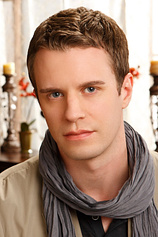 picture of actor Luke Mably