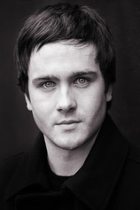 picture of actor Fionn Walton