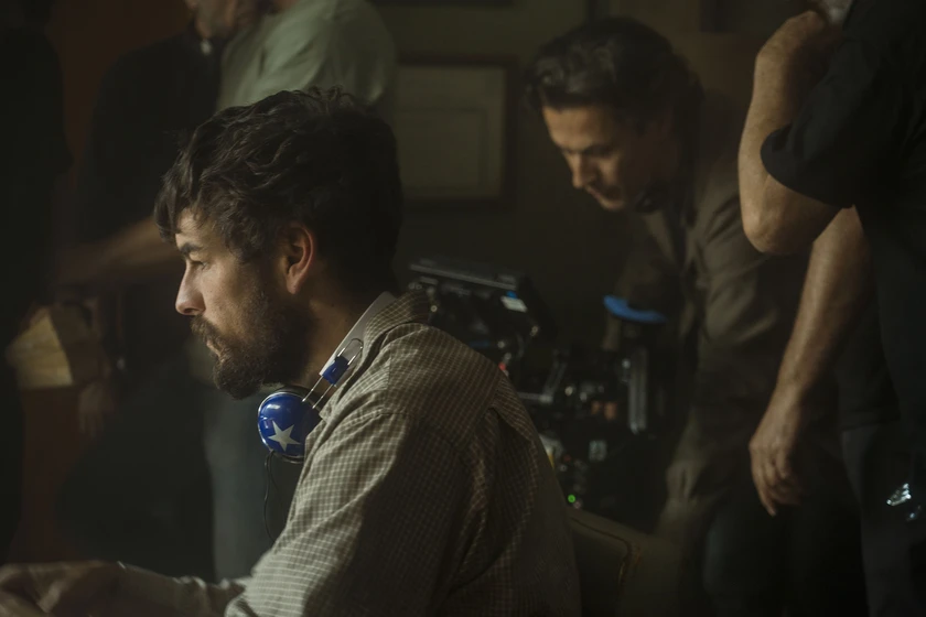 Mario Casas y Rodrigo Cortés en Escape (Rodaje)