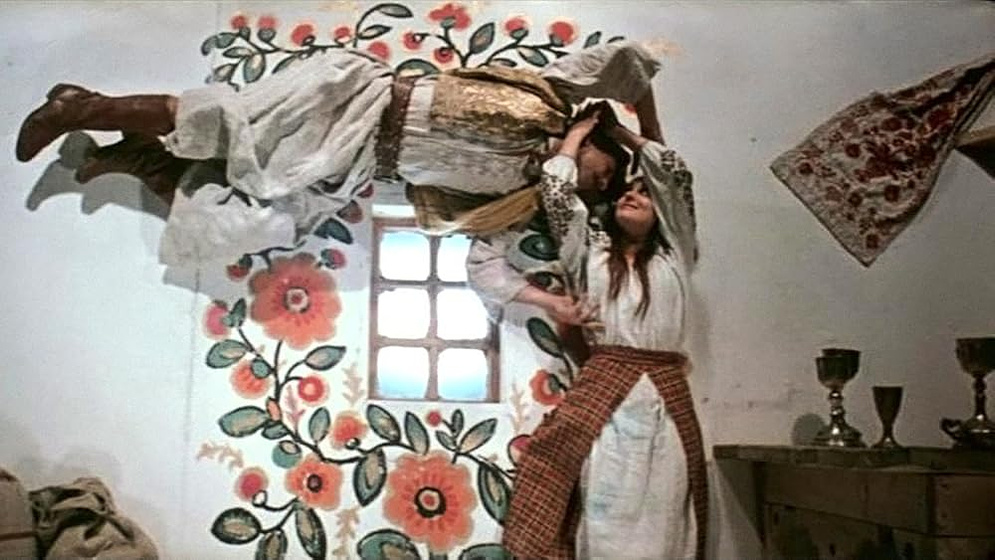 Larisa Kadochnikova y Boris Khmelnitskiy en the-eve-of-ivan-kupalo
