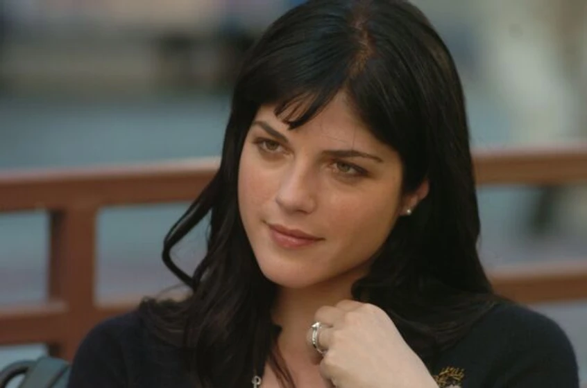 Selma Blair en mi-novio-es-un-ladron