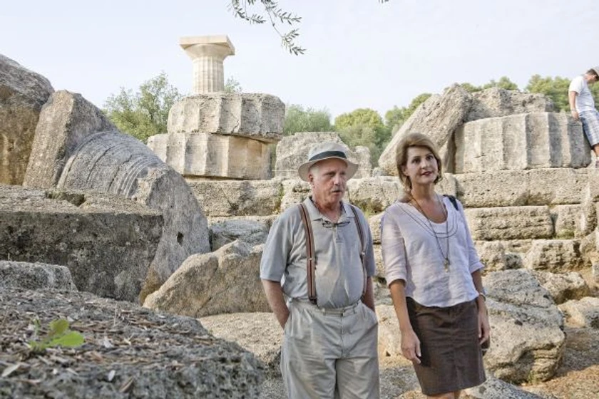 Nia Vardalos y Richard Dreyfuss en Mi Vida en ruinas