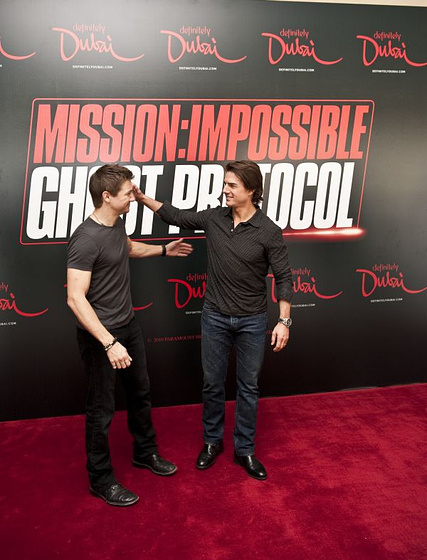 Tom Cruise y Jeremy Renner en Misión: Imposible. Protocolo fantasma (Presentación en Dubai. Octubre 2010)
