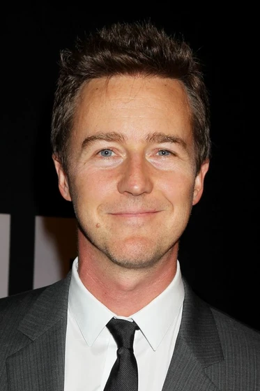 Edward Norton en el-legado-de-bourne (Premiere en New York. Agosto 2012)