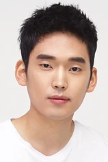 Foto de Choi Jun-young