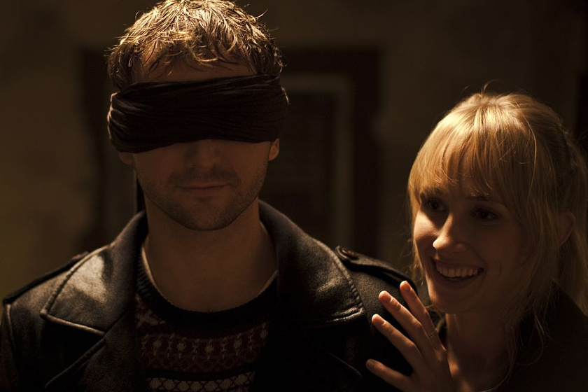 Bruno Sevilla y Ingrid García Jonsson en Sweet Home