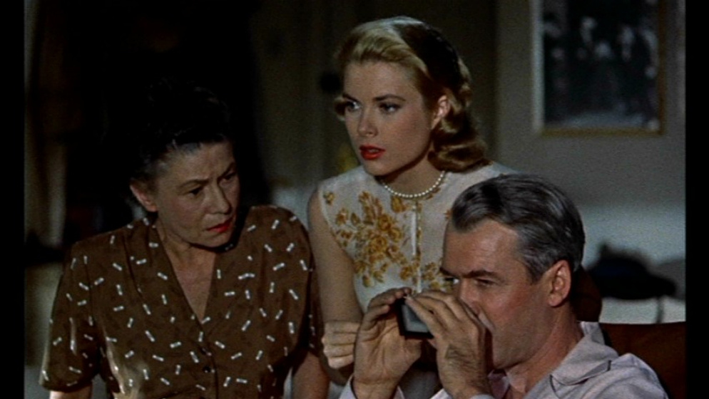 James Stewart, Grace Kelly y Thelma Ritter en La Ventana Indiscreta