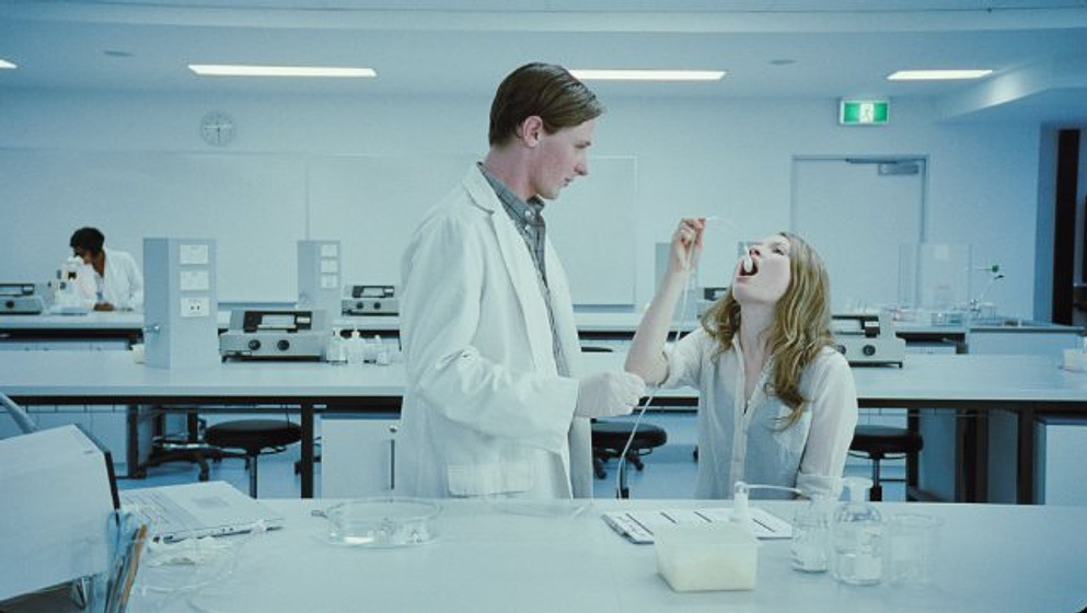 Emily Browning en Sleeping Beauty