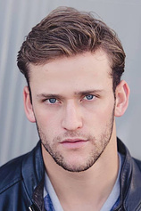 picture of actor Jesse Irving
