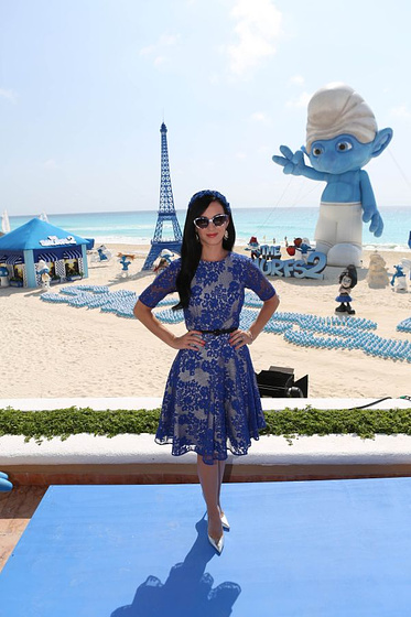 Katy Perry en Los Pitufos 2 (Abril 2013)