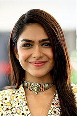 picture of actor Mrunal Thakur