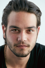 picture of actor Daniel Zovatto