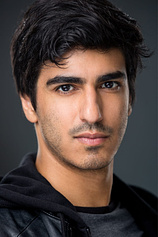 picture of actor Dejan Loyola