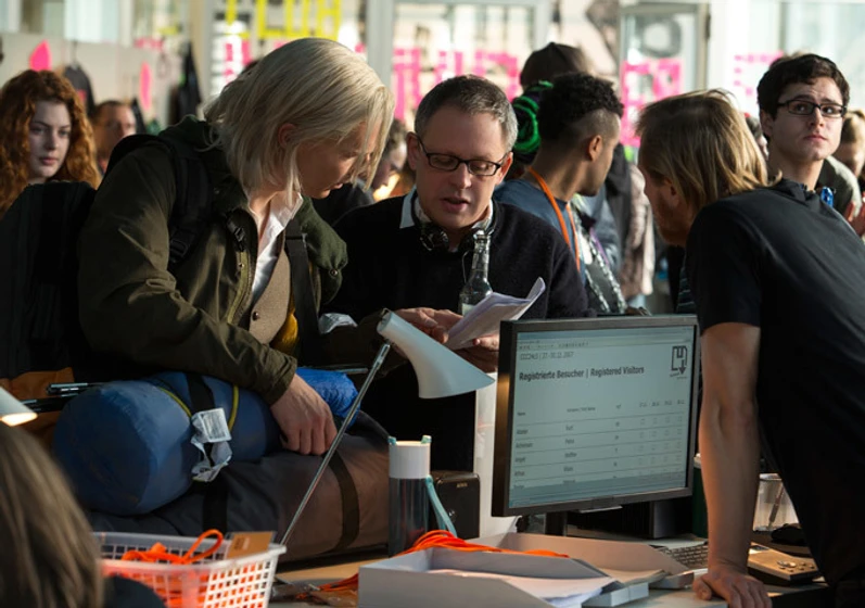 Bill Condon y Benedict Cumberbatch en el-quinto-poder