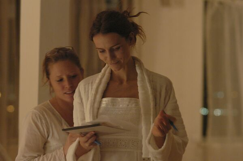 Saffron Burrows y Amy Redford en The Guitar