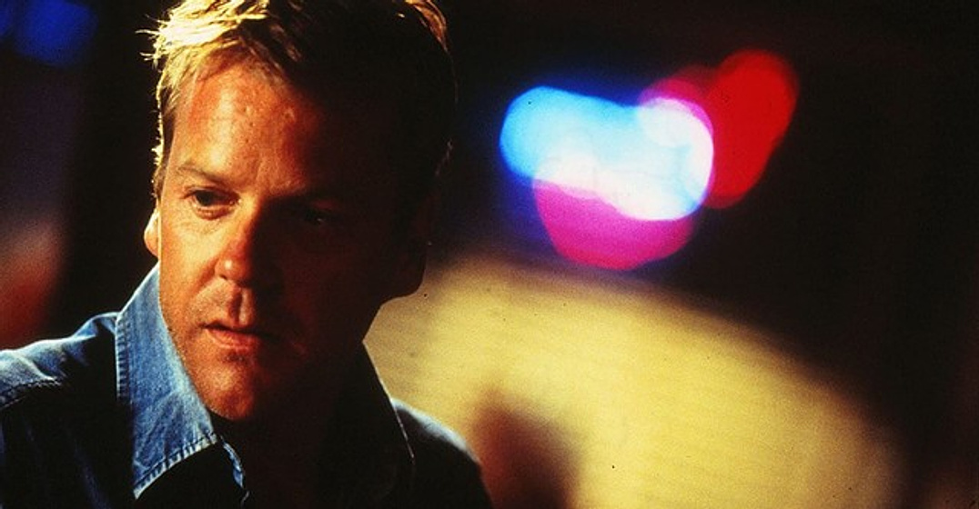 Kiefer Sutherland en Balas en el Desierto