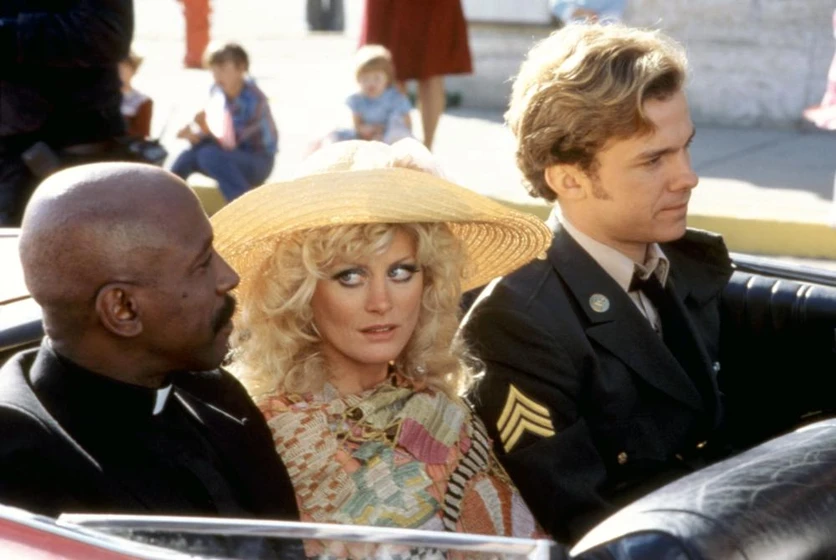 Louis Gossett Jr., Beverly D'Angelo y Michael O'Keefe en finders-keepers-1984
