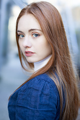picture of actor Brenna Llewellyn