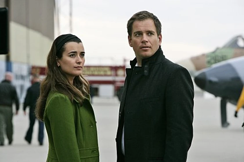 Michael Weatherly y Cote de Pablo en navy-investigacion-criminal