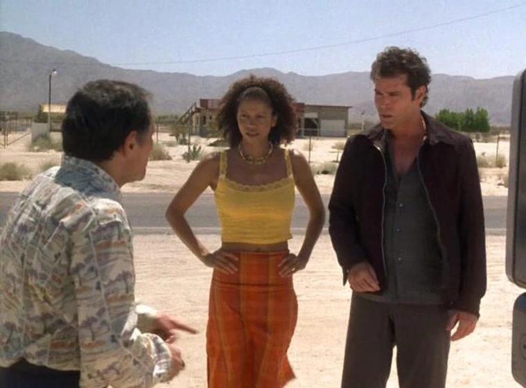 Ray Liotta y Gloria Reuben en peregrino