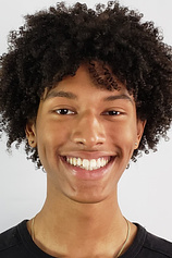 picture of actor Ethan Burnett