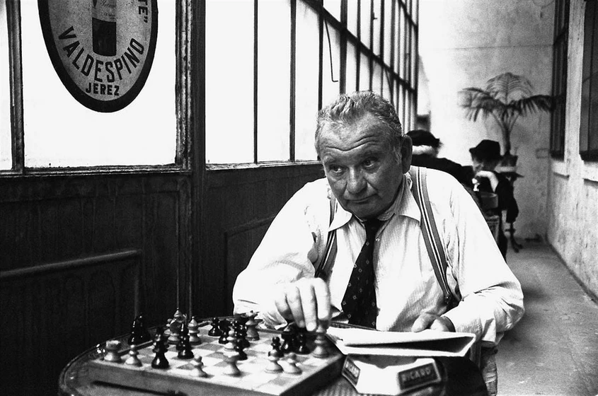 Fritz Muliar en god-does-not-believe-in-us-anymore