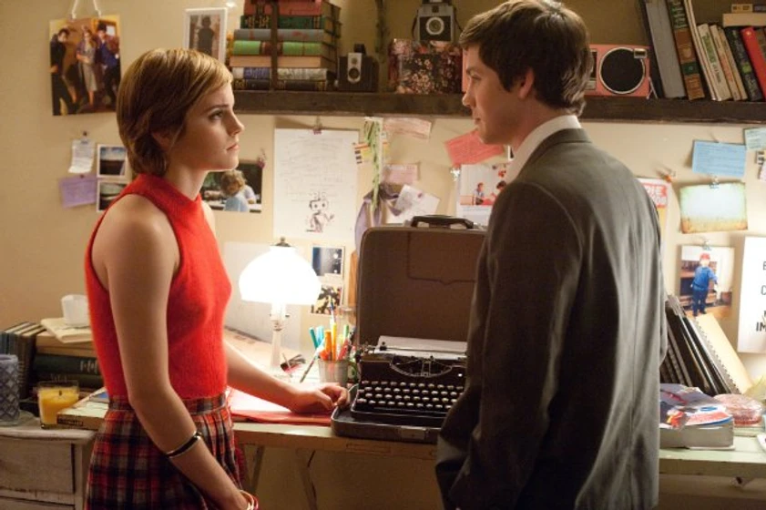 Emma Watson y Logan Lerman en las-ventajas-de-ser-un-marginado