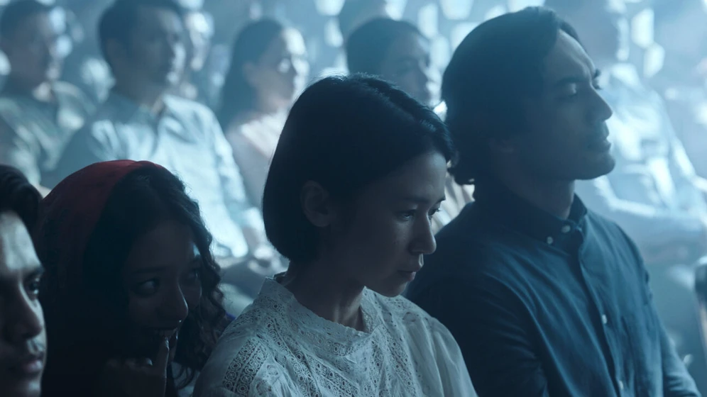 Ario Bayu y Laura Basuki en till-death-do-us-part