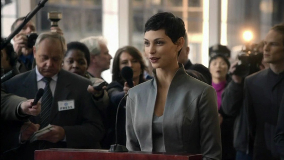 Morena Baccarin en V (2009)