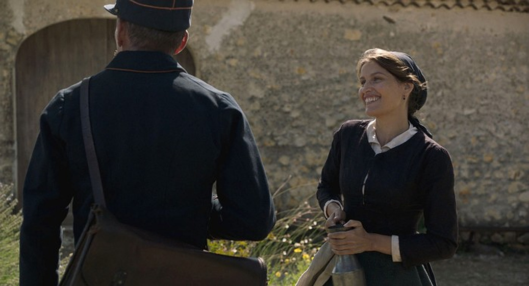 Laetitia Casta en El Palacio Ideal