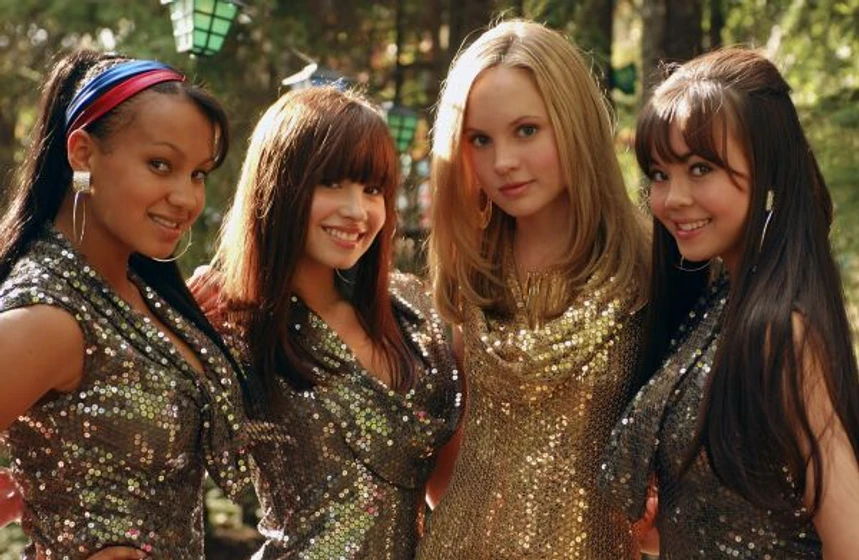 Demi Lovato, Meaghan Jette Martin, Jasmine Richards y Anna Maria Perez de Tagle en camp-rock