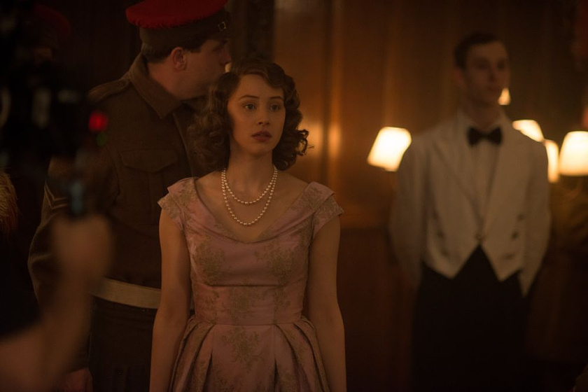 Sarah Gadon en Noche Real