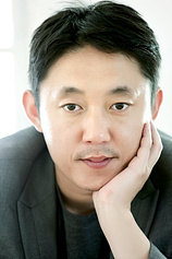 photo of person Jong-ho Huh