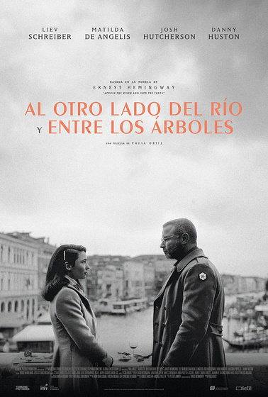 Imagen de Al otro Lado del río y entre los árboles (Cartel español)