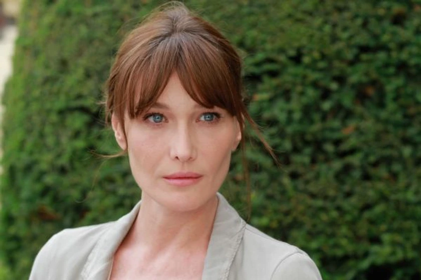 Carla Bruni en midnight-in-paris